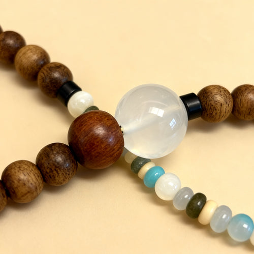 A harmony of Agarwood and natural gemstones